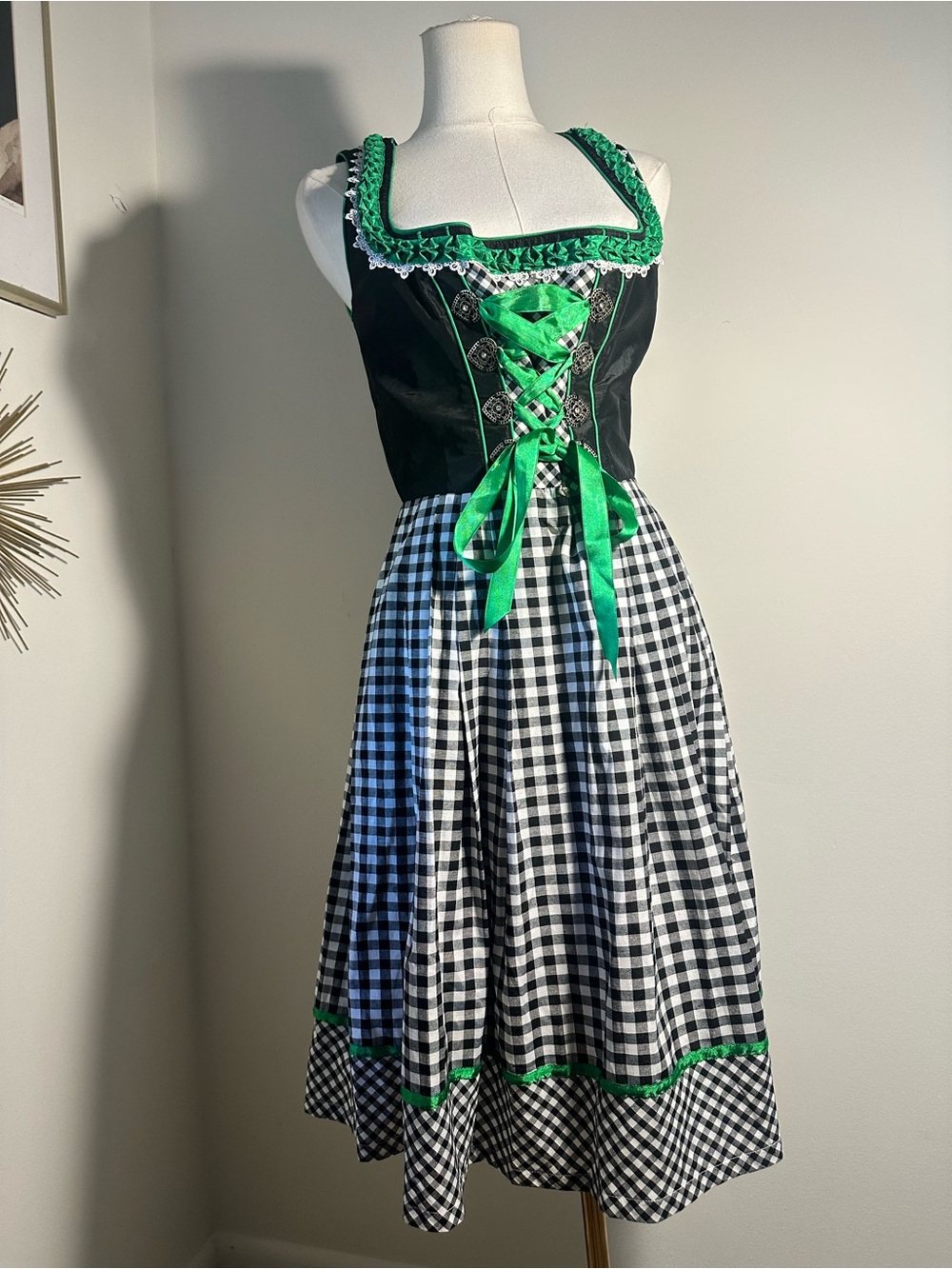 Bergweiss Dirndl Dress Black White Gingham Green Oktoberfest German Size 36 (4) - Picture 4 of 10
